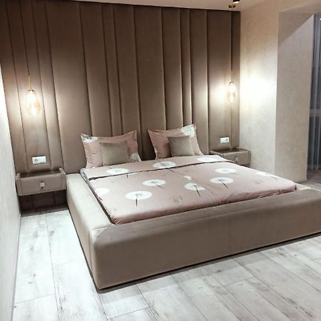 Затишні Апартаменти Khmelʼnytsʼkyy Extérieur photo